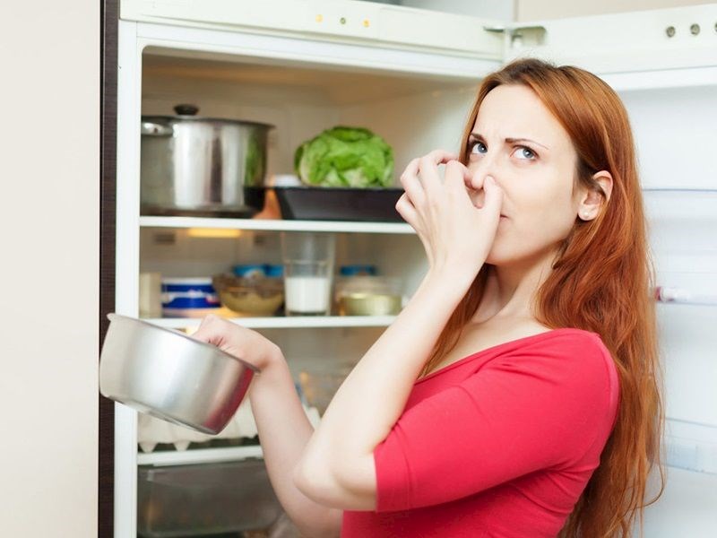 چطور بوی بد یخچالم را از بین ببرم؟