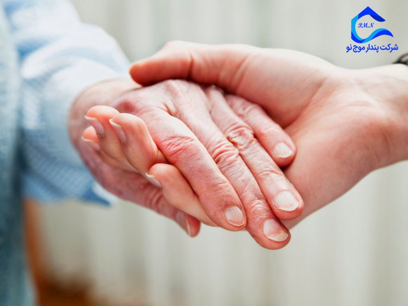 چطور خدمات نگهداری سالمند در منزل را دریافت کنم؟