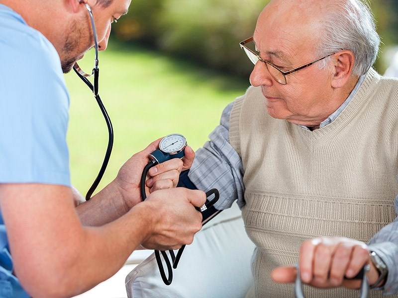 تعرفه نگهداری از سالمند